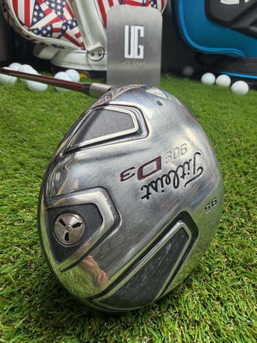 Driver 9.5* - Titleist	909 D3 - Regular Flex -Graphite - MATRIX OZIK XCon-6 - LH