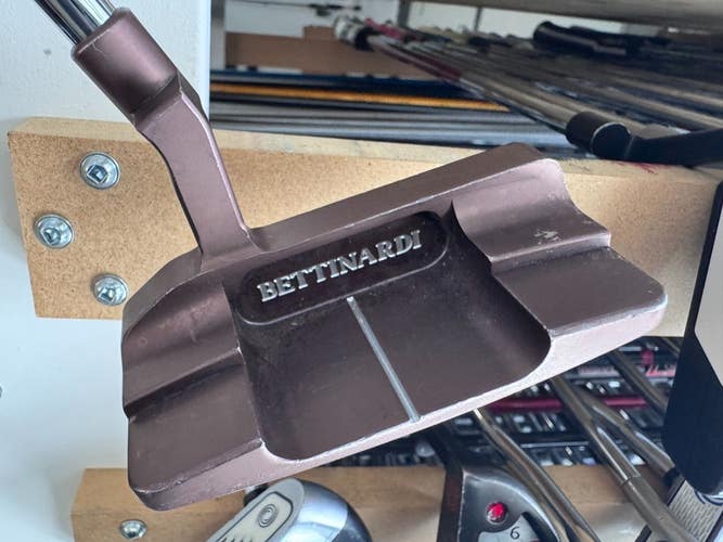 Bettinardi Queen B #8 35" Blade Putter Very Nice Condition 1601