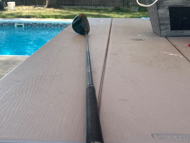 Unisex 2005 Dynacraft Left Hand Driver Regular Flex 8.5 Loft Graphite Shaft 42.5" (Used)