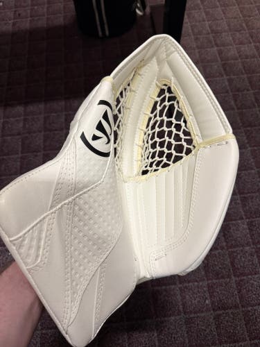 Warrior Ritual G7 Pro Regular Intermediate Goalie Catcher (New)