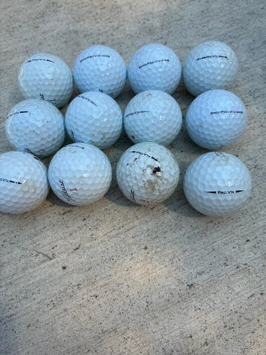 Titleist Pro V1x Balls 12 Pack (1 Dozen) (Used)