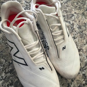 White Men's Size M 11.0 (W 12.0) Adult New Balance Low Top Molded Cleats (Used)