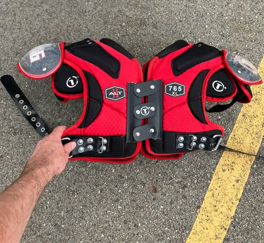 Extra Large Adult TAG Football Shoulder Pads (Used)