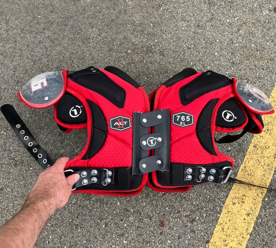 Extra Large Adult TAG Football Shoulder Pads (Used)