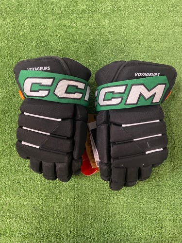 CCM HG4P3C Gloves Pro Stock | Senior Size 14"