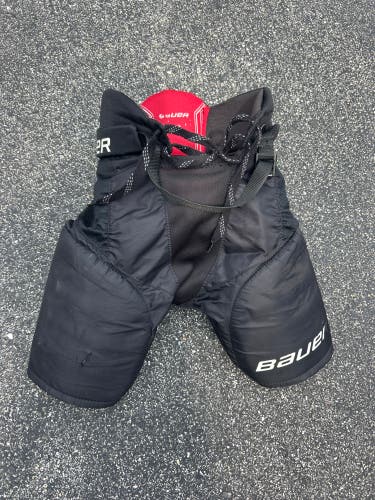 Junior Small Bauer Nsx Hockey Pants (Used)