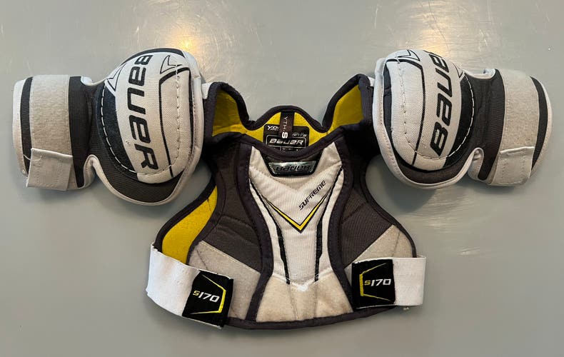 Small Youth Bauer Supreme S170 Shoulder Pads (Used)