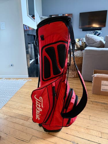 Titleist Players 4 Bag (Used)