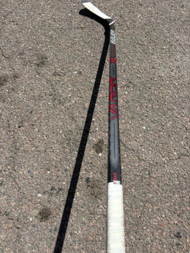 Intermediate Bauer Vapor X700 LE Hockey Stick Left Hand P92 67 Flex (Used)