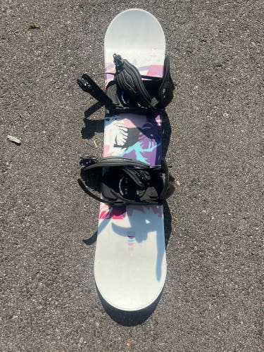 Ripzone Dazy 110cm Snowboard | Ripzone Bindings (Used)