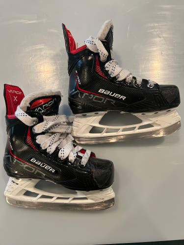 2021 Bauer Vapor 3X Pro Hockey Skates Regular Width 11.5 (Used)