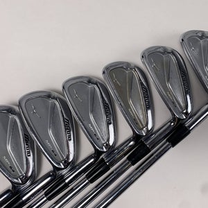 Mizuno MP 64 Iron Set 5-PW KBS Tour Stiff Steel Mens RH Midsize Grips