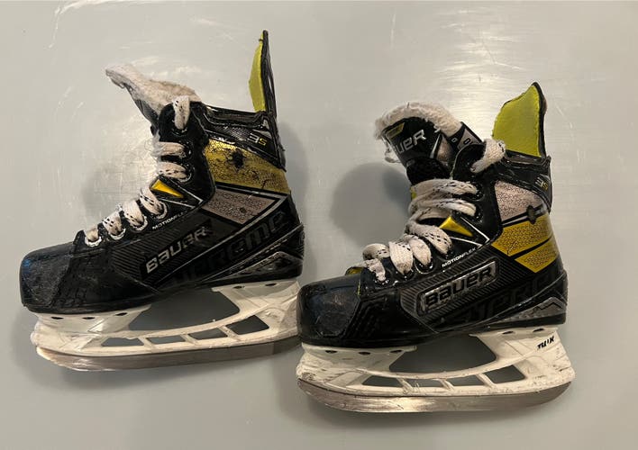 2020 Bauer Supreme 3S Hockey Skates Regular Width 10 (Used)