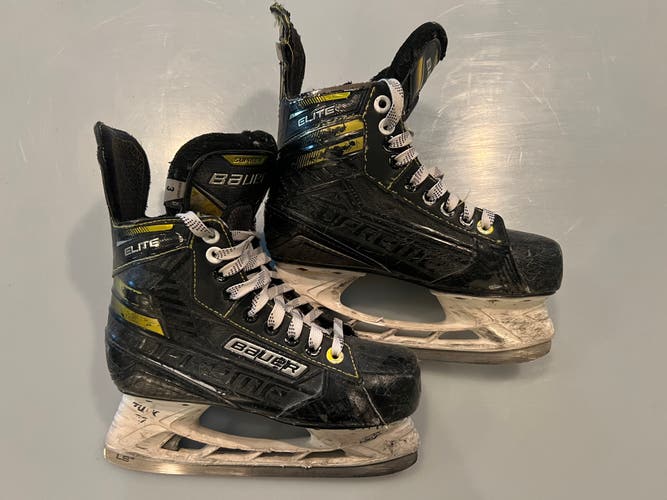 Bauer Supreme Elite Hockey Skates Regular Width Size 3 (Used)