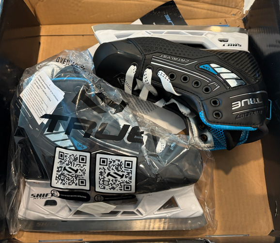 True Catalyst 7X4 Goalie Skates Size 4.5 Regular Width (New)