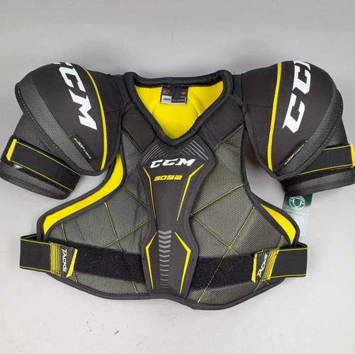 CCM Tacks 3092 Senior Medium Hockey Shoulder Pads