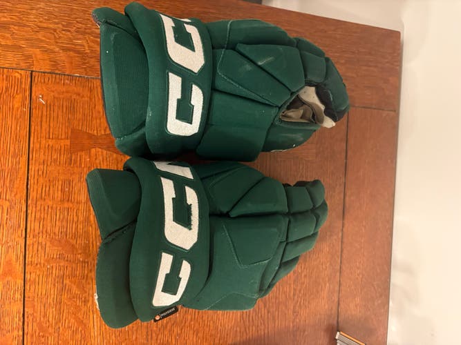CCM HG95T Gloves 14" (Used)
