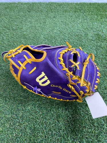 Wilson A2000 RH Catcher's Baseball Glove | 32.5"