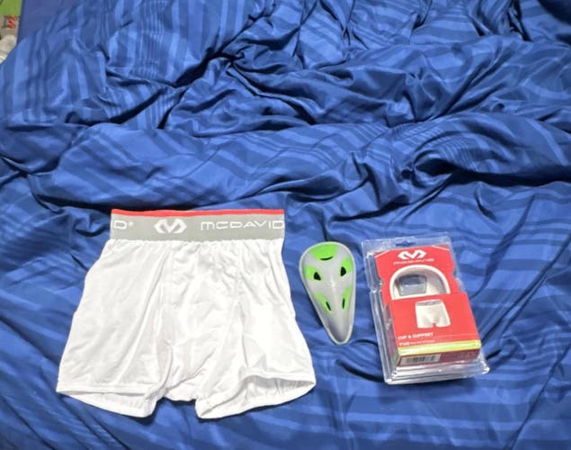 White XS Kids Unisex McDavid Compression (New)