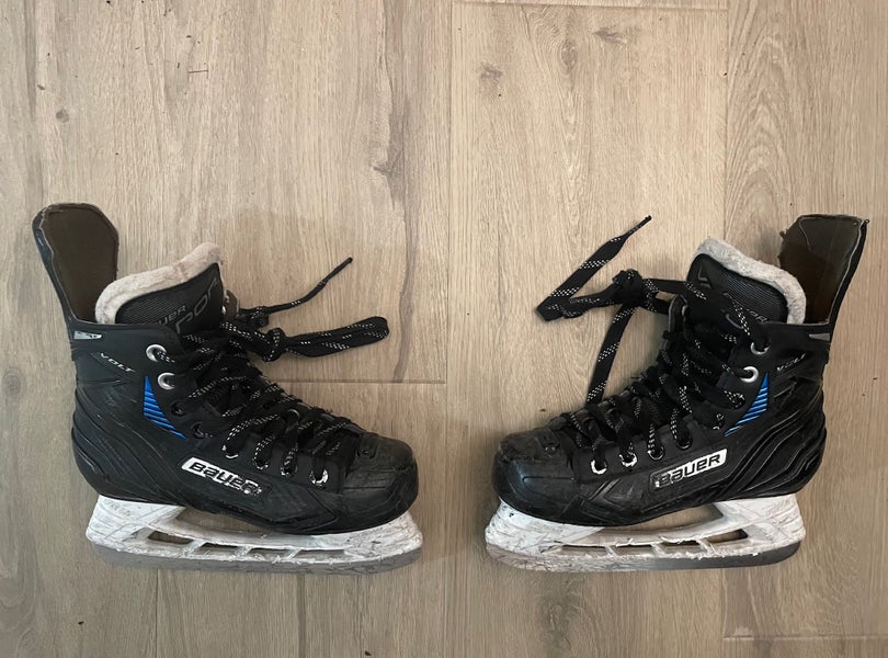 Bauer Vapor VOLT Hockey Skates Regular Width Size 3.5 (Used)