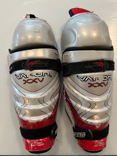 Junior Bauer Vapor XXV 11" Shin Pads (Used)