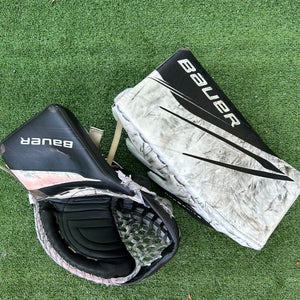 Senior Bauer Vapor Hyperlite 2 Regular Goalie Glove & Blocker