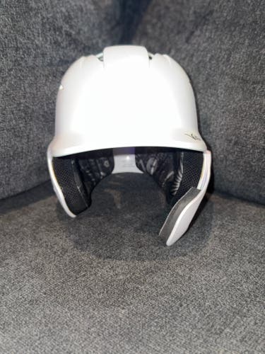 Victus Senior NOX Batting Helmet w/ Jaw Guard (Used)