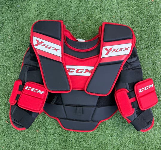 Youth Large/Extra Large CCM YTFlex Goalie Chest Protector