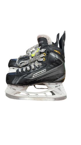 Bauer Supreme 160 Hockey Skates - Size 3