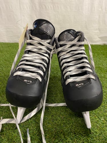 True Catalyst 9x4 Hockey Goalie Skates | Senior Size 8.5 (Regular)
