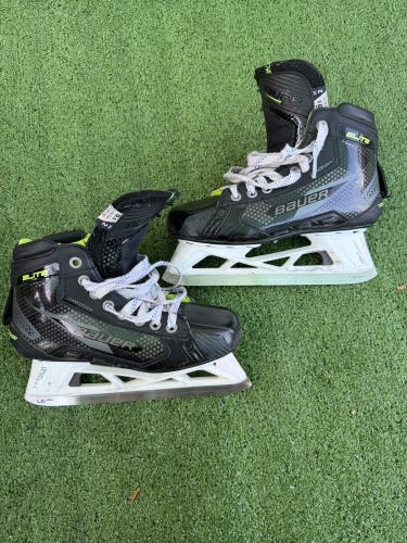 Intermediate Bauer Elite Hockey Goalie Skates | Size 5.5, Fit 2