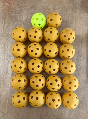 MLB branded training, wiffle balls, youth (Used)