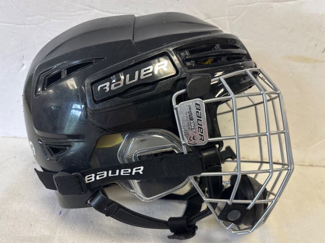 Youth Bauer Re-Akt 100 Helmet (Used) size 6 1/2-6 3/6 (49-54cm) with FM RE-AKT face cage