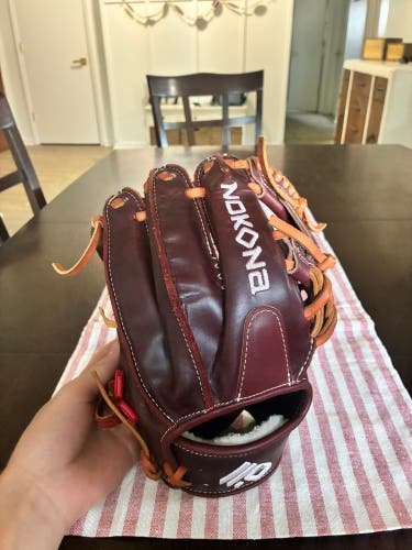 Nokona Bloodline RH Infield Baseball Glove 11.5" (New)