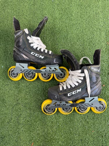 Junior CCM Super Tacks 9350 Inline Skates | Size 2