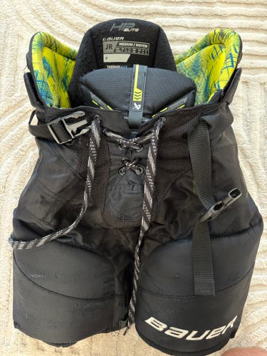 Junior Medium Bauer HP Elite Hockey Pants (Used)