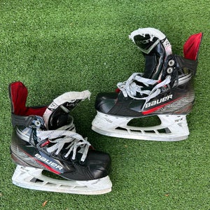 Junior Bauer S23 Vapor Select (SMU) Hockey Skates | Size 2.5