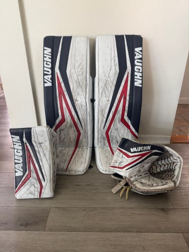 34" 2022 Vaughn SLR3 Pro Carbon Regular Goalie Full Set Pro Stock (Used)
