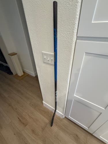 Brand new never used FT8 Pro intermediate 55 flex p29