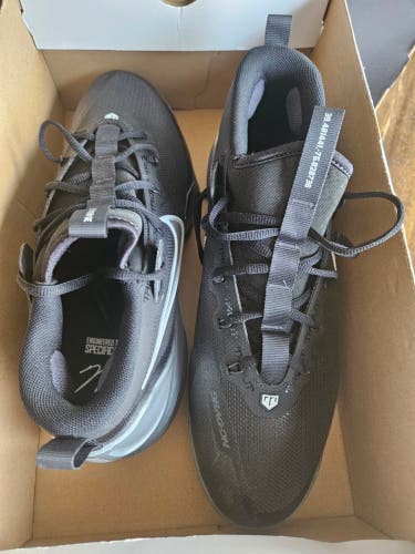 Black Men's Size M 11.5 (W 12.5) Adult Nike Molded Cleats (New)
