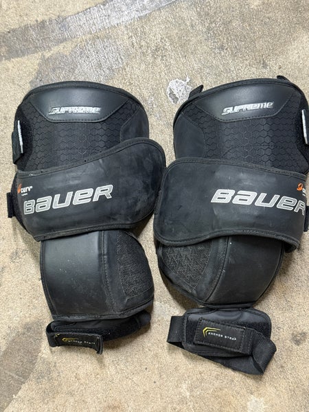 USED Bauer Supreme Knee Pads