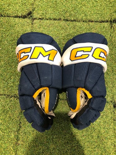 Senior CCM HG95C Gloves 13" (Used)