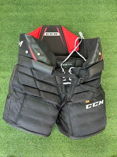 Senior Large CCM Pro Hockey Goalie Pants
