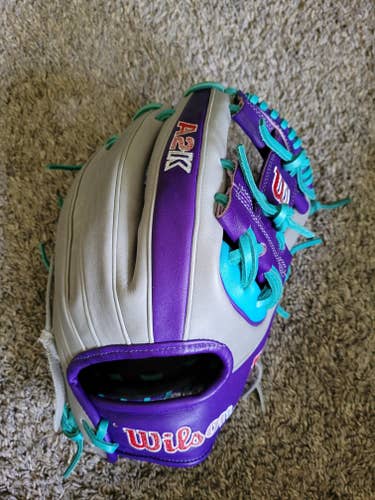 Wilson RH A2K 1975A Baseball Glove 11.75" (Used)