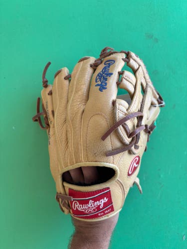 Brown Rawlings Select Pro Lite RH Outfield Baseball Glove 11.5"