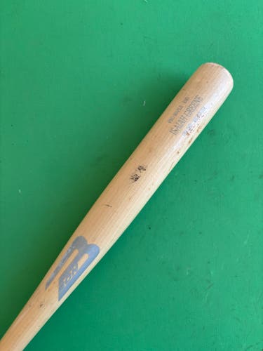 Bonbat Pro Maple E00 Custom Bat (-3) 30.5 oz 33.5"