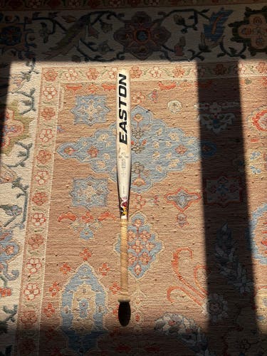 2023 Easton Ghost Unlimited Composite Bat (-10) 33 inches 23 oz (Used). Evenly balanced