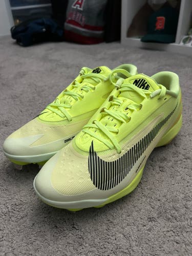 Green Men's Size M 11.0 (W 12.0) Adult Nike Air Diamond Low Top Metal (New)