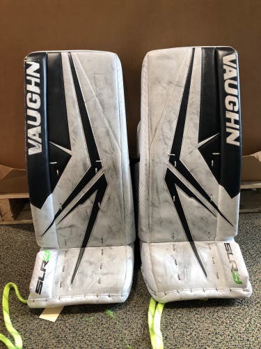 Junior 24"+2 Vaughn SLR4 Goalie Leg Pads (Used)