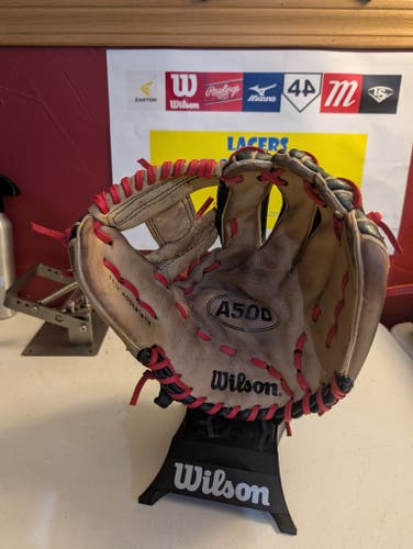Infield RH Wilson A500 Baseball Glove 11.5" (Used)